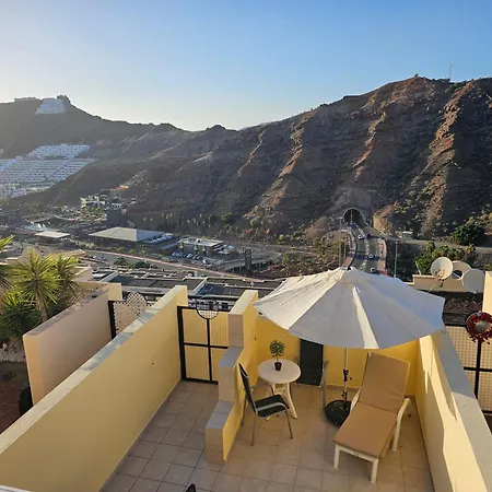 Modern And Welcoming Family With Large Terrace Apartment *